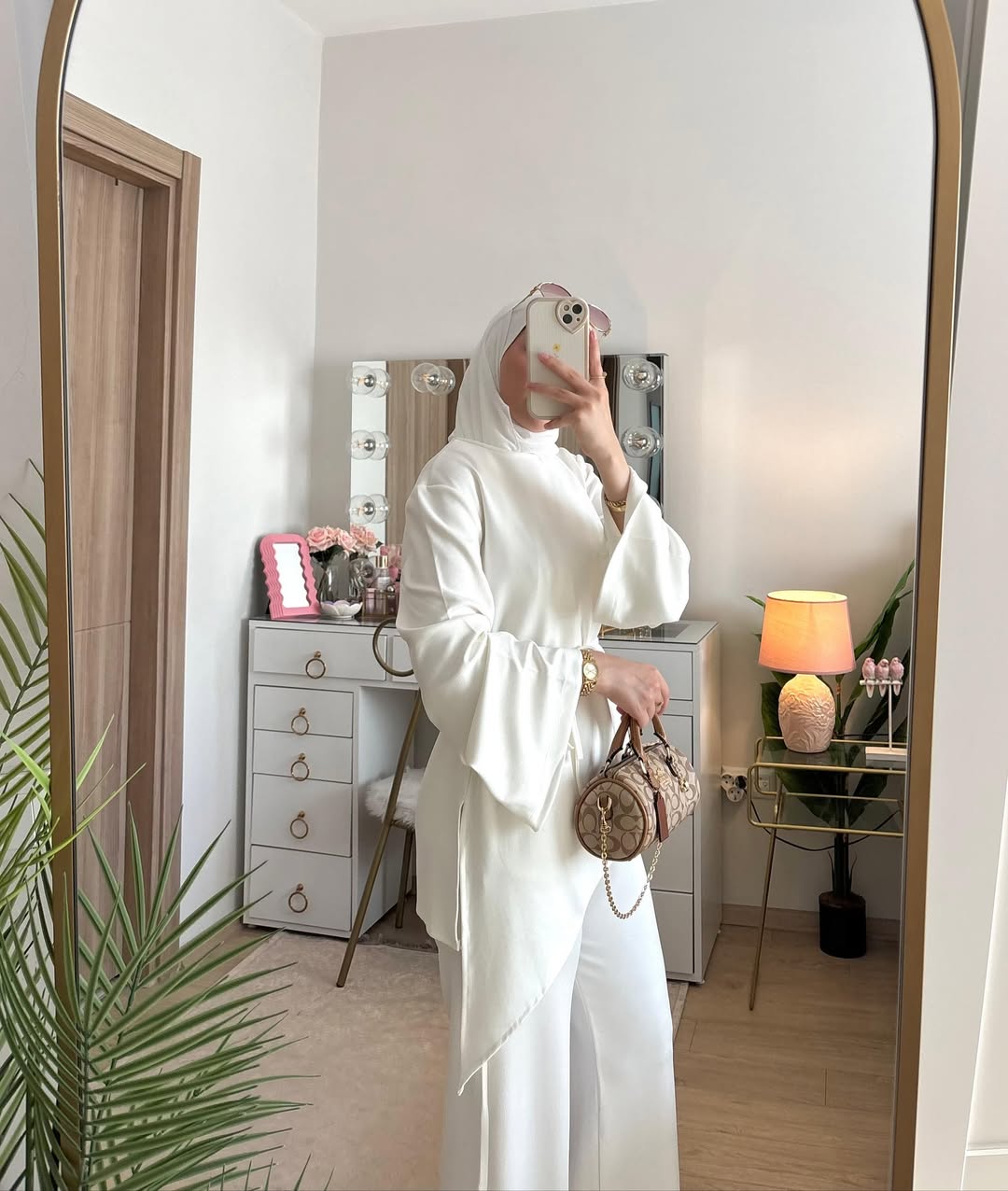 Riva Asymmetrical Set